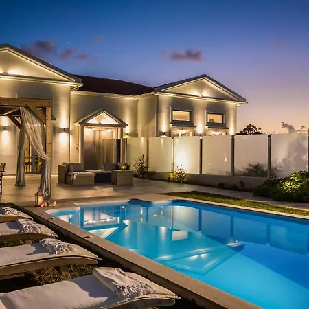 فيلة Lighthouse Kefalonia أرغوستولي