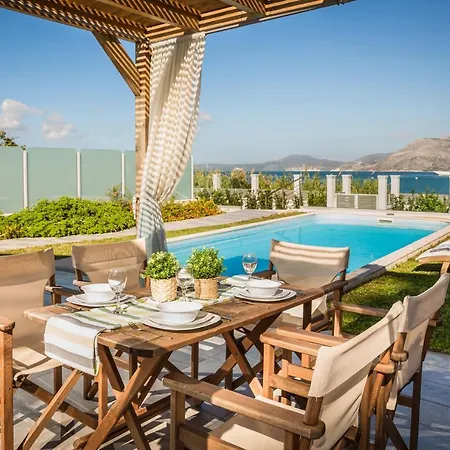 Lighthouse Kefalonia Villa *